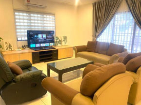 Ipoh Tambun Landed Semi-D 16paxs 4R3B Nana Suite